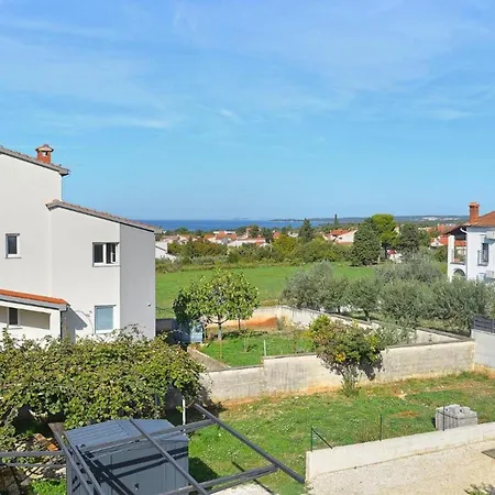 Appartement Spacious In With Terrace *